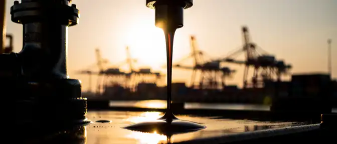 Нефтяной рынок пошел в рост: котировки Brent и WTI демонстрируют уверенный подъем