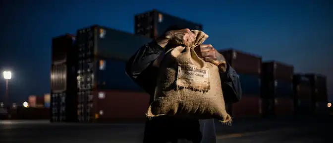 Кирилл Логвинов из МИД России связал рост цен на продукты и глобальный голод с торговой политикой Запада