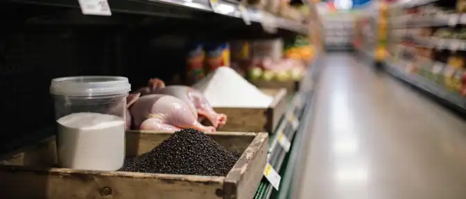 Рекордное падение цен на базовую корзину: что стало дешевле для россиян в августе